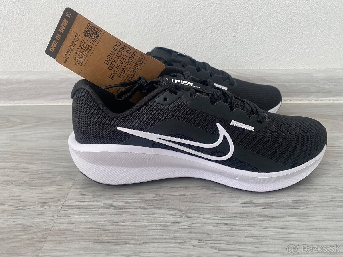 Nike 40,5 ( nové)