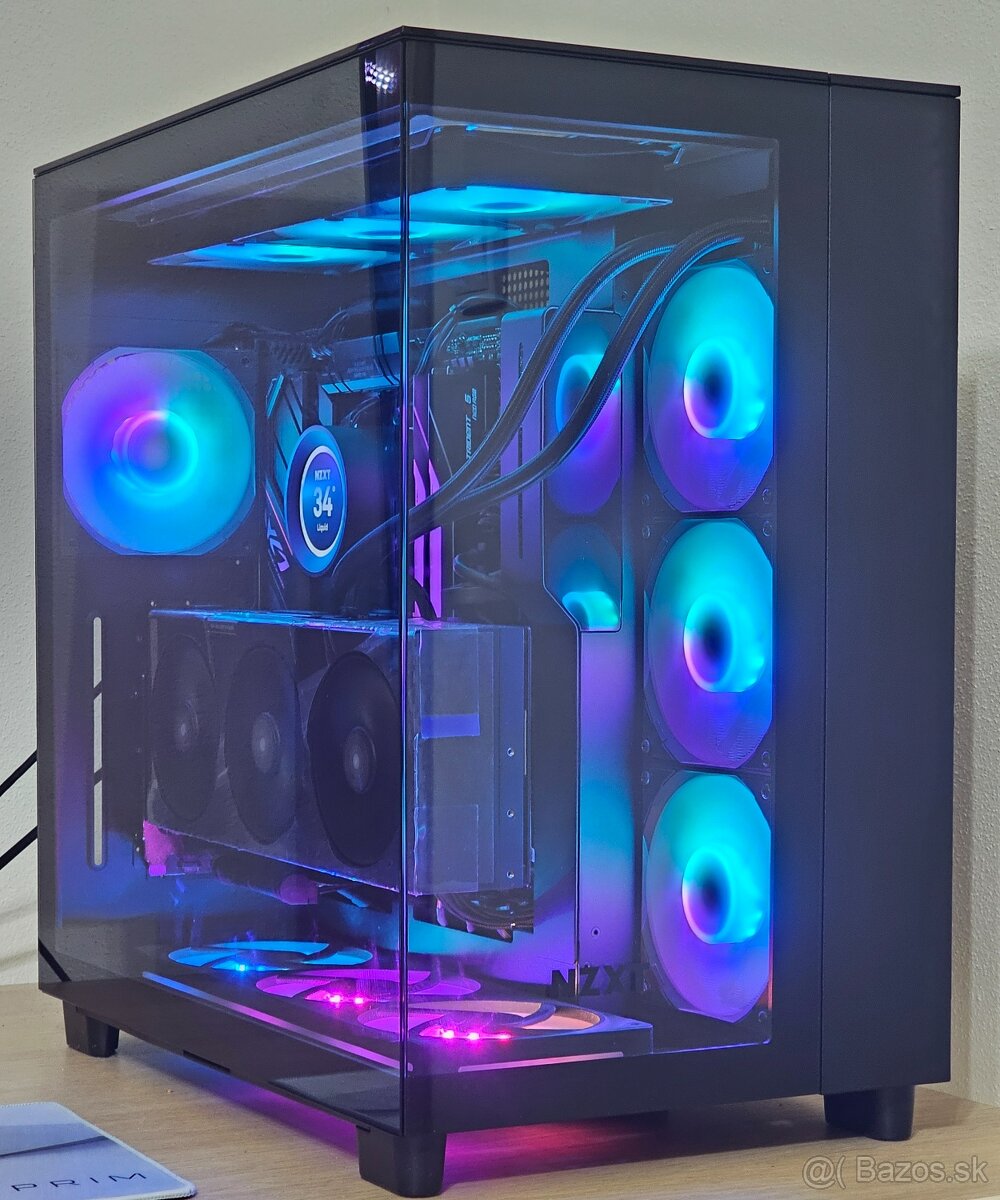 Ryzen 7 9800x3D,RTX 5090,32GB DDR5,4TB SSD