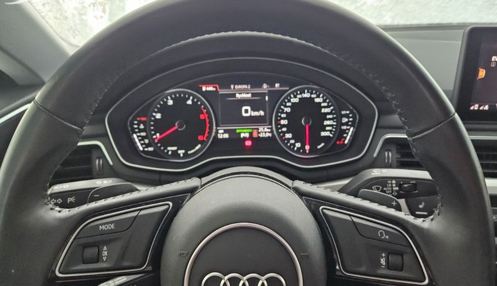 Predám Audi A5, 40 TDI