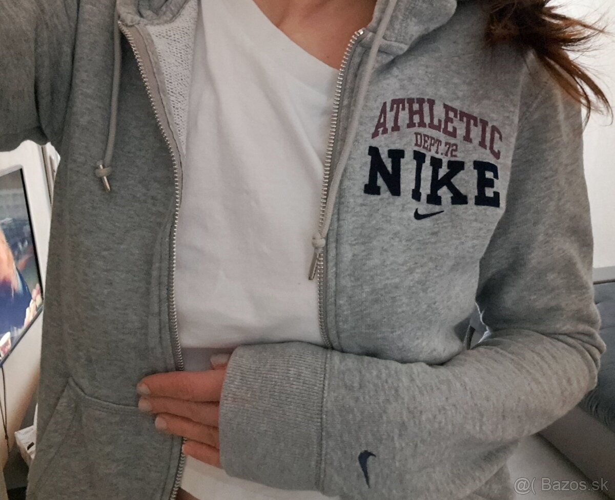 Mikina Nike č.S