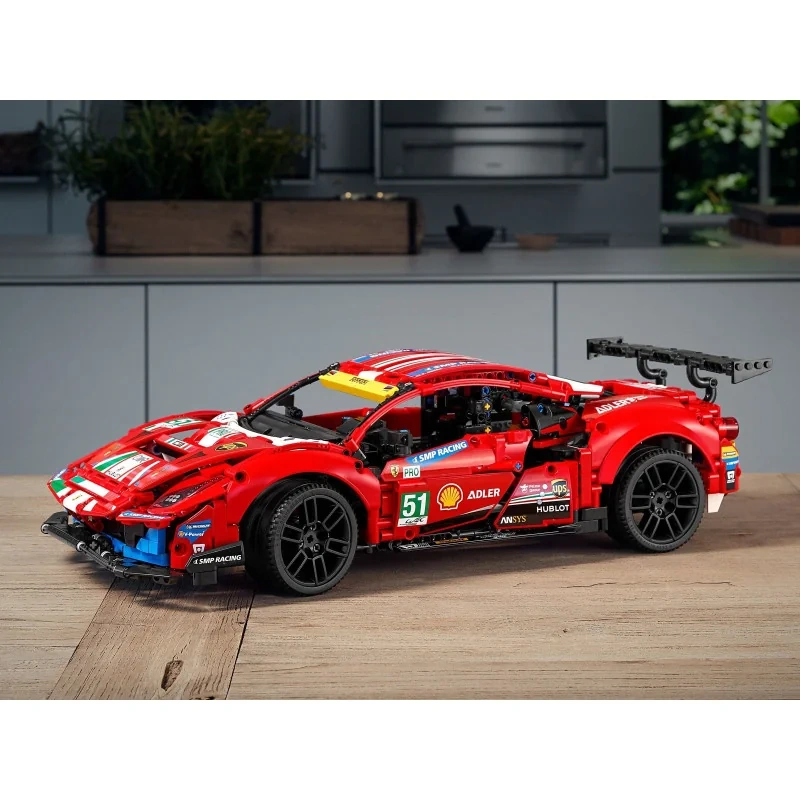 Predám stavebnicu Ferrari 488 GTE (klon 42125)