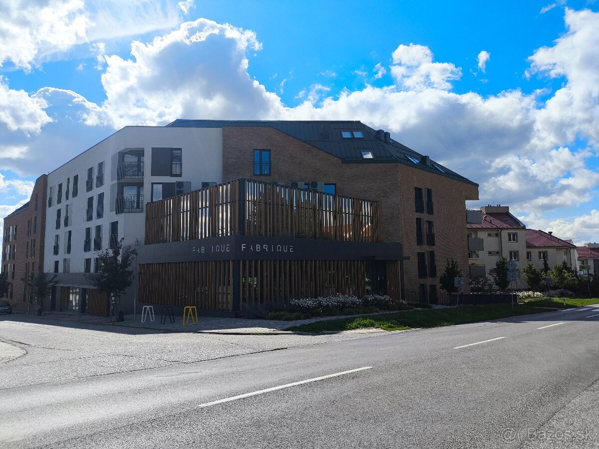 Prenájom 2 izb. byt Jelenecká Nitra