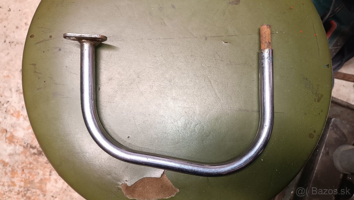 Predám bočné madlo Jawa 350