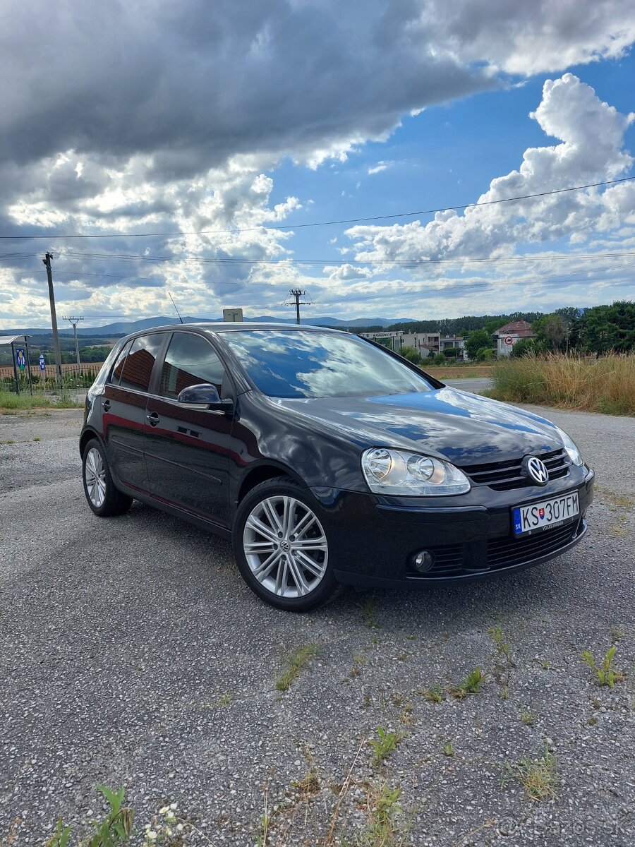 Volkswagen Golf 5 1.6 MPi 75KW benzin