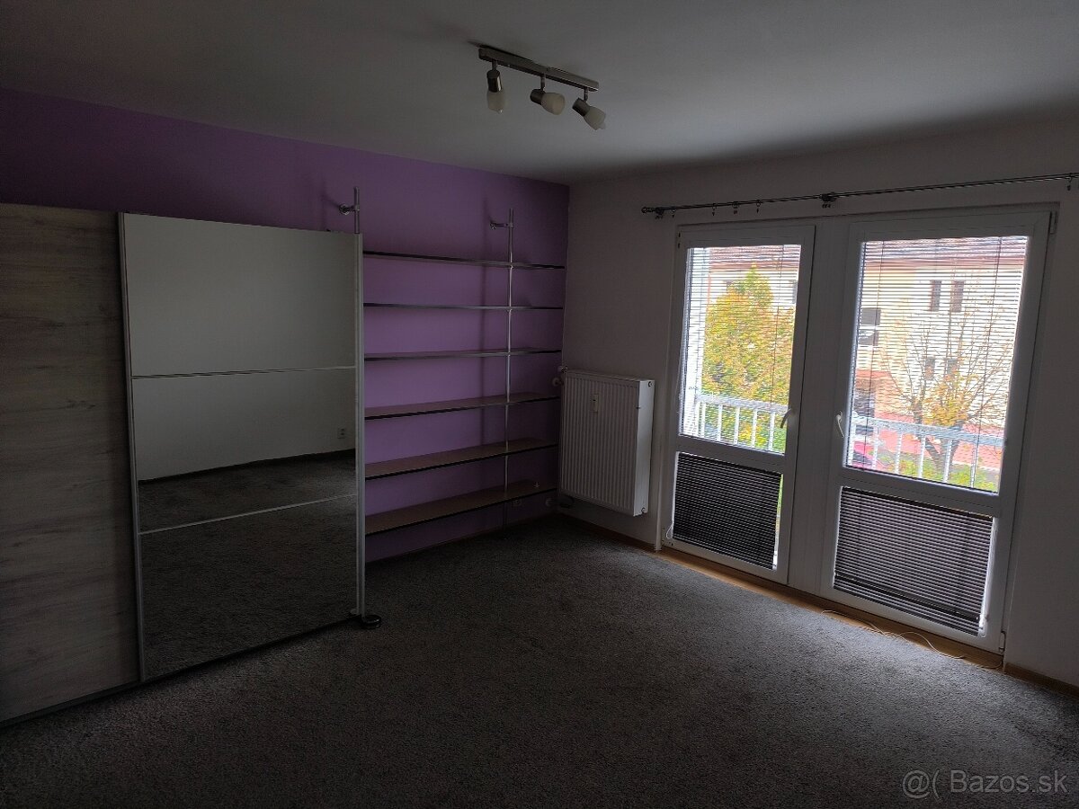 Prenájom 3 izbového bytu - sídlisko 1