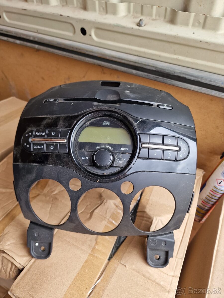 Autorádio Mazda