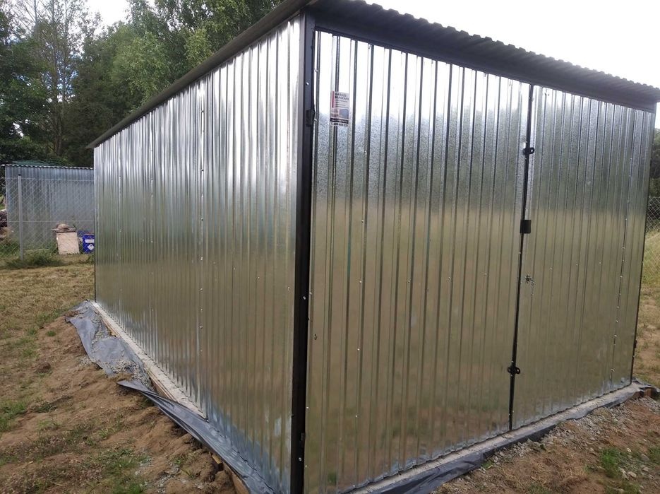 3x5m plechová garáž