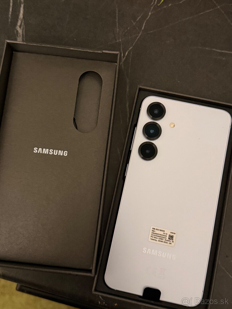 Samsung galaxy S25 256gb