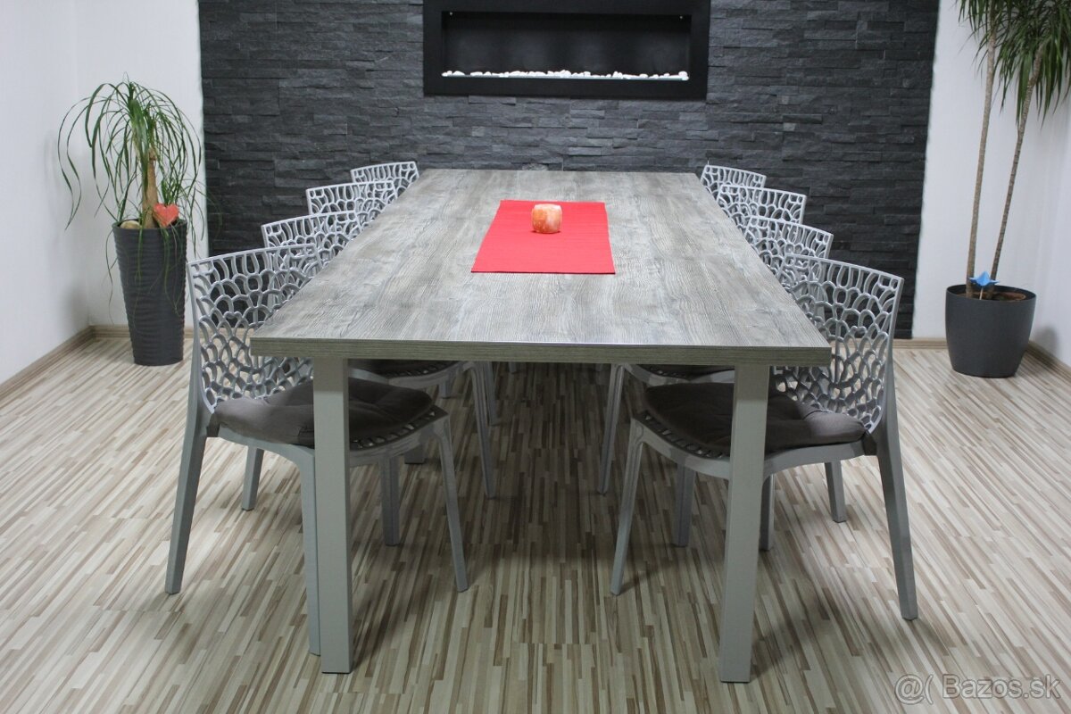 Nový jedálenský stôl pre 8-10 ľudí 300cm x 110cm