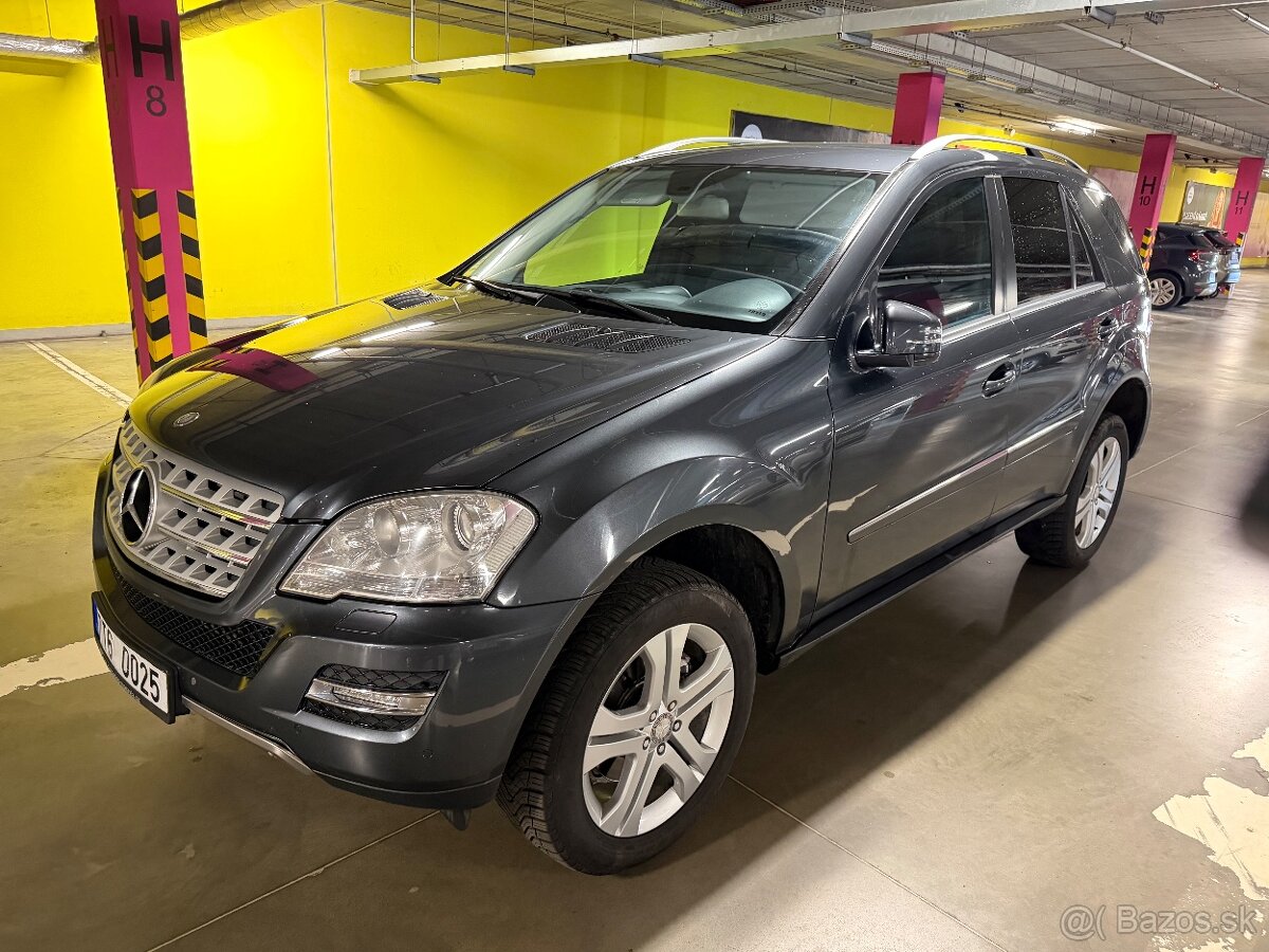 Mercedes ML350cdi 4matic,2011,Velice zachovale.