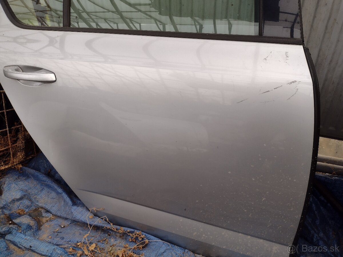 Zadné dvere Octavia 3 sedan
