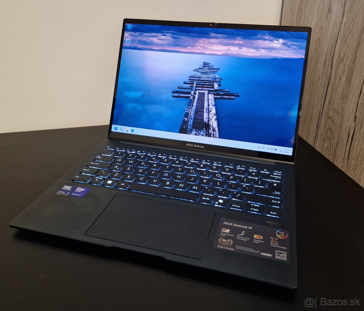 Asus Zenbook 14 oled dotykový