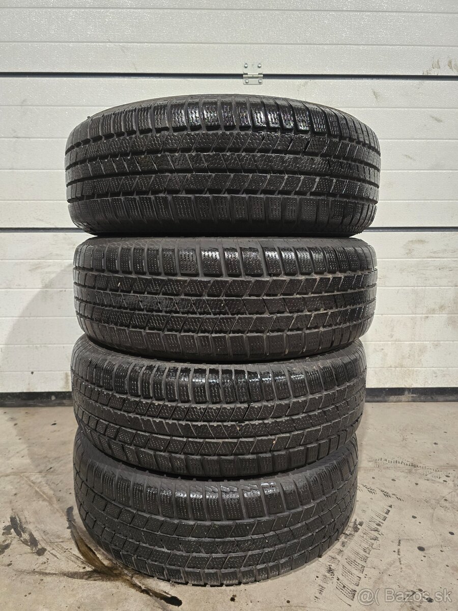 Zimné Pneumatiky Continental 215/65 R16