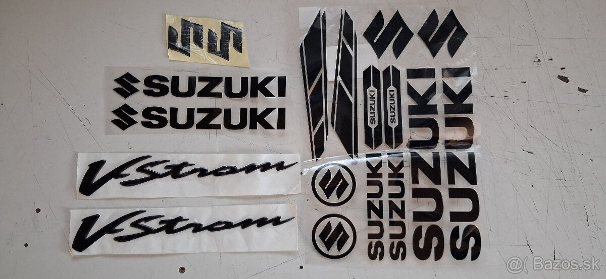 SUZUKI nálepky