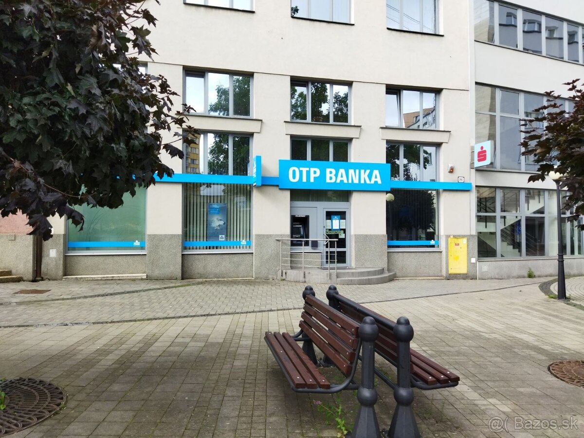 prenájom priestorov po banke v centre mesta Ružomberok