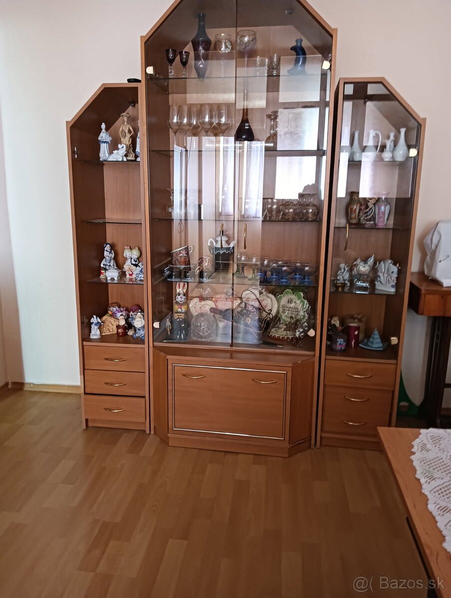 Obývacia stena