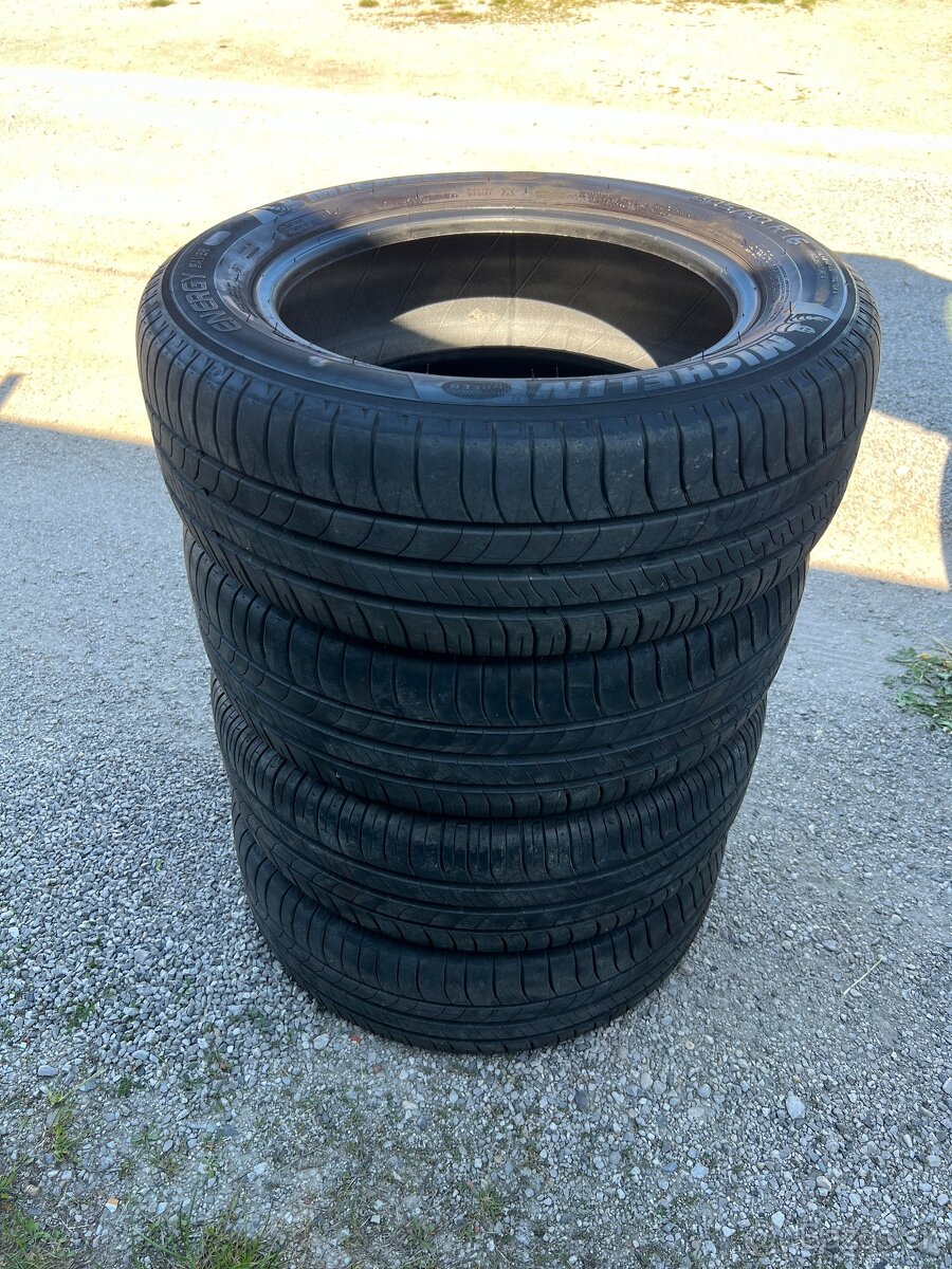 Michelin 205/60 r16 letne 6mm