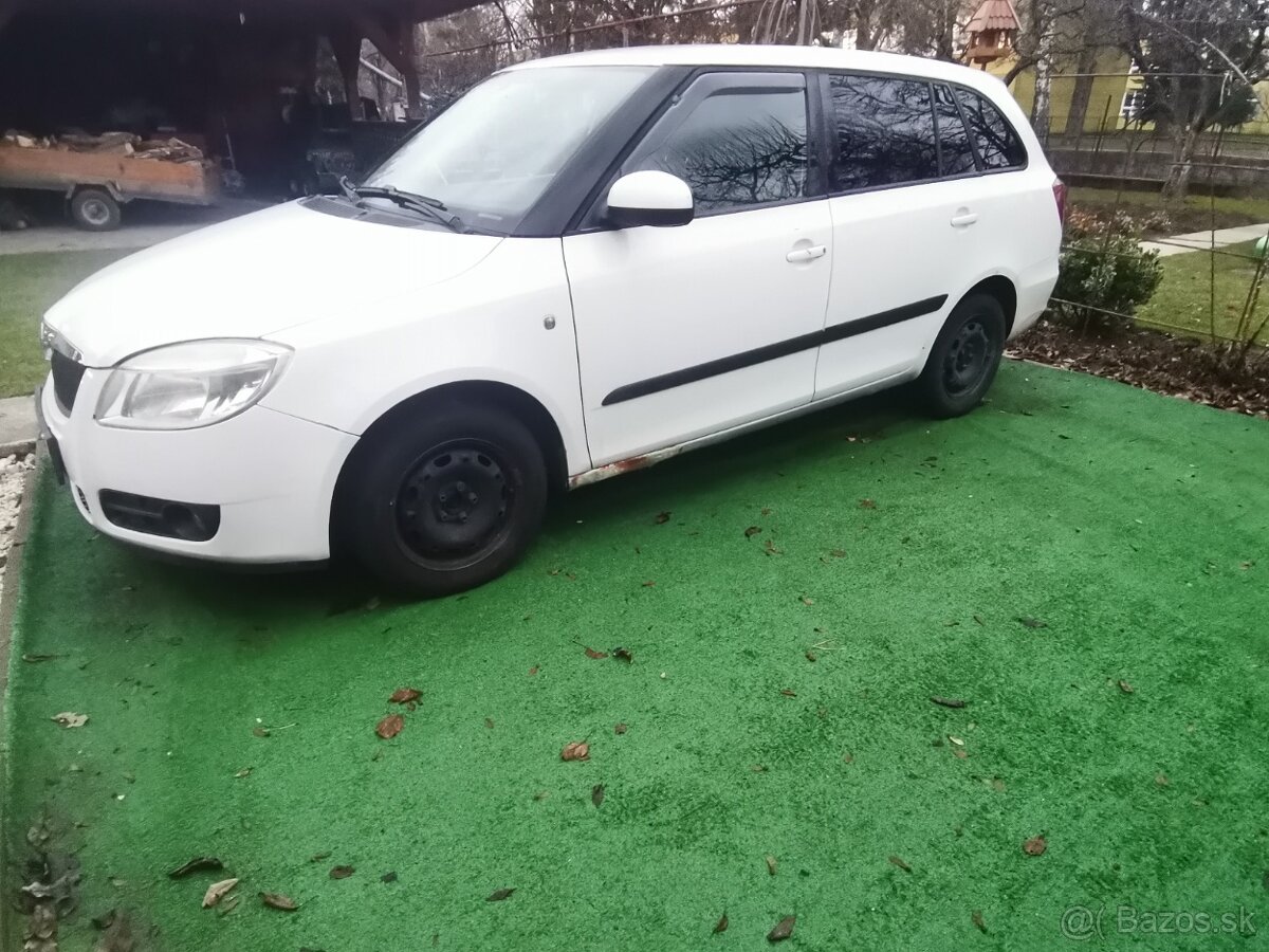 Rozpredam skoda fabia 2 combi 2009