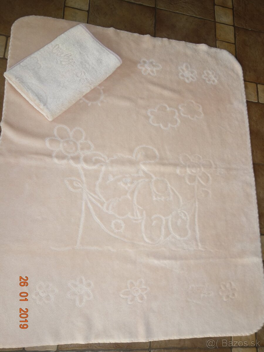Prekrasna velka tepla deka