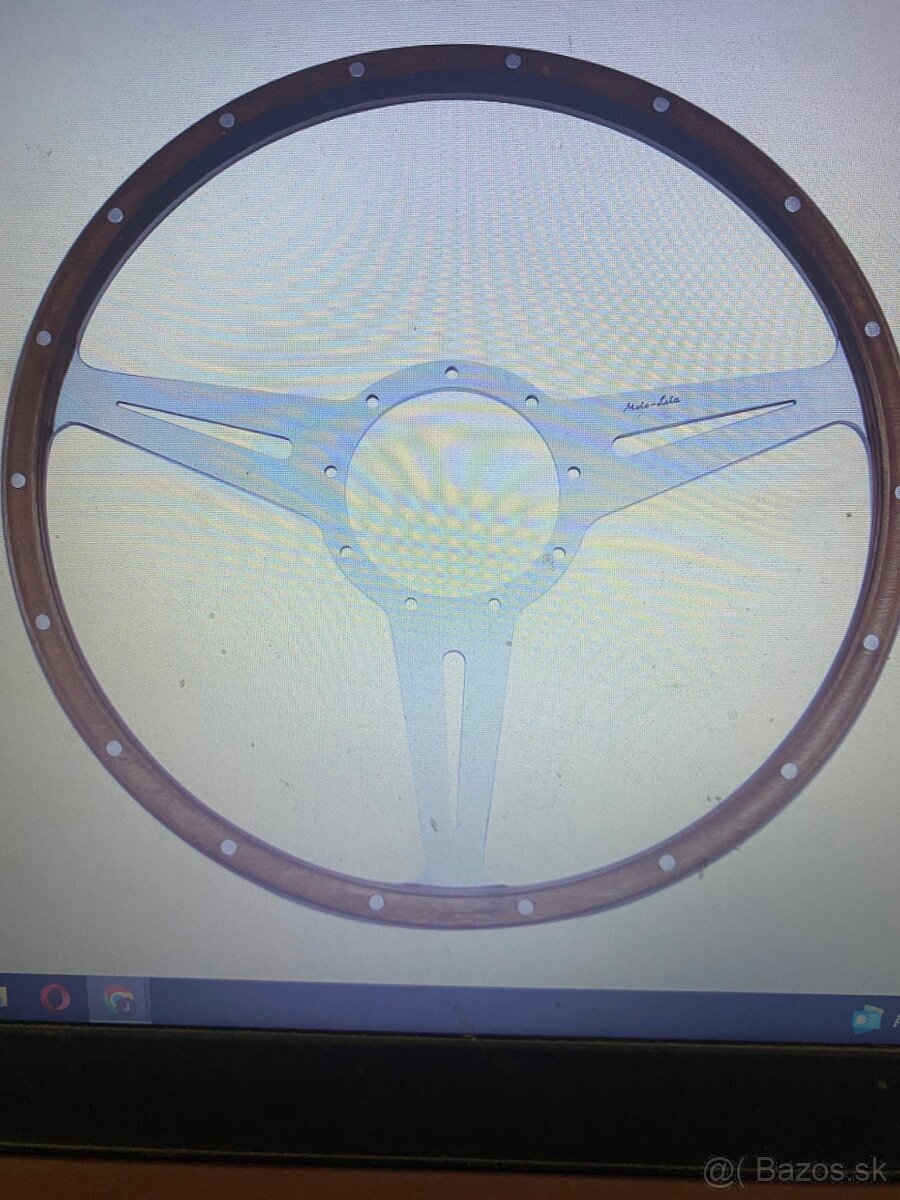Kupim volant s velkou dierou ,Moto lita