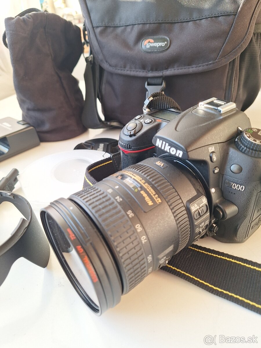 Nikon D 7000 a Nikon D70 s objektívmi