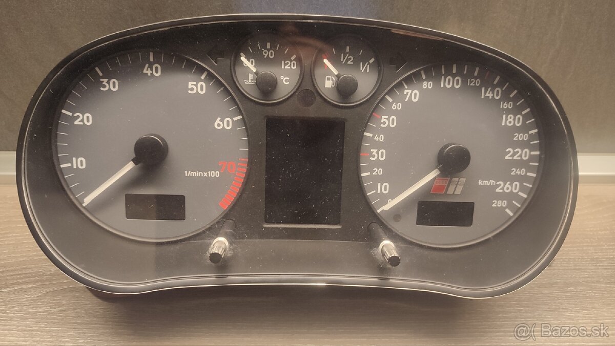 Predám budíky Audi S3 8L