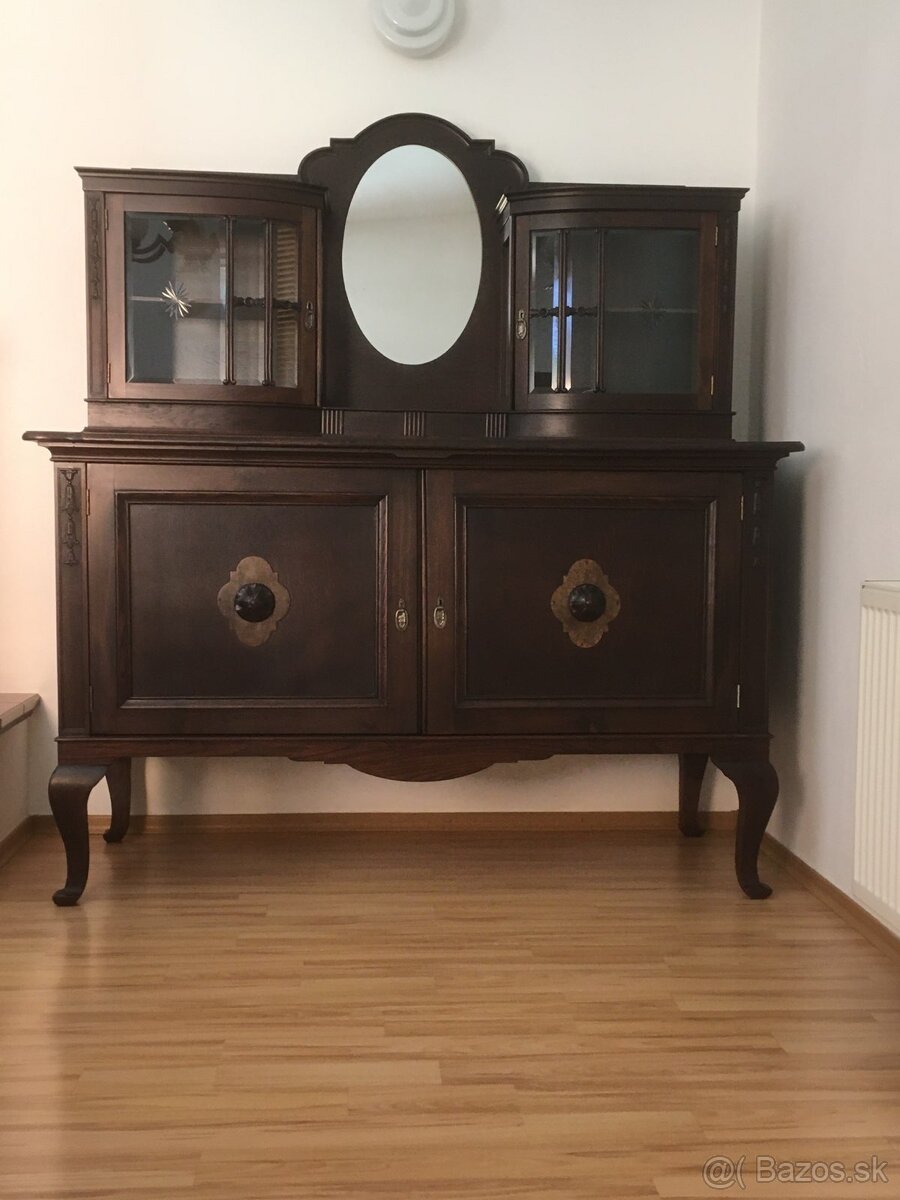 Starozitny pribornik