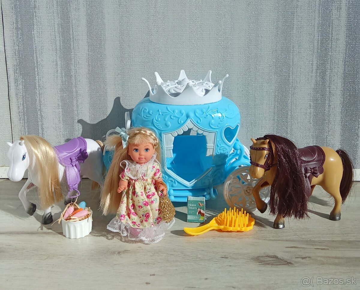 Malá princezná, koč, dva kone a doplnky
