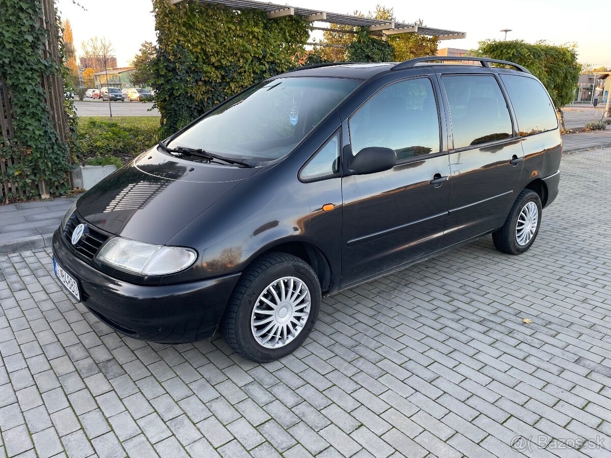 Volkswagen Sharan 1.9 tdi 81kw