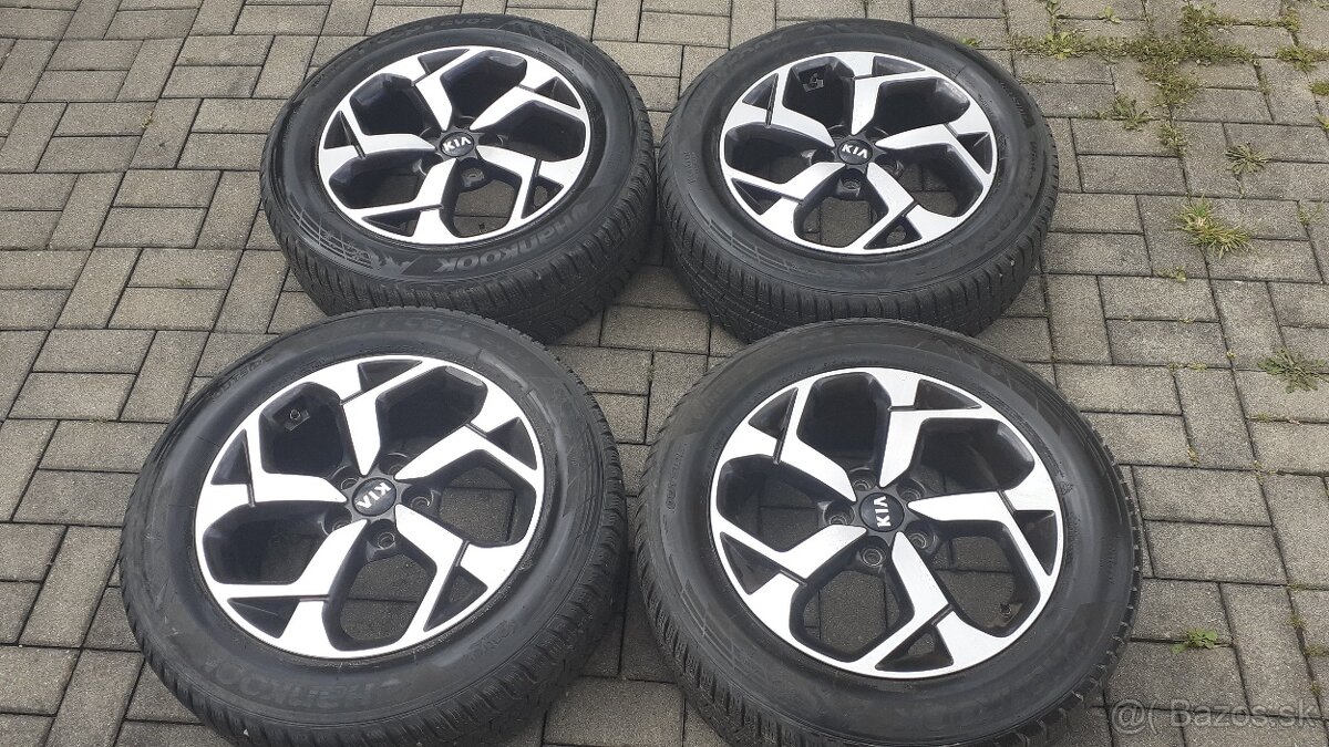 Zimné pneumatiky + elektróny 5x114,3 r17.