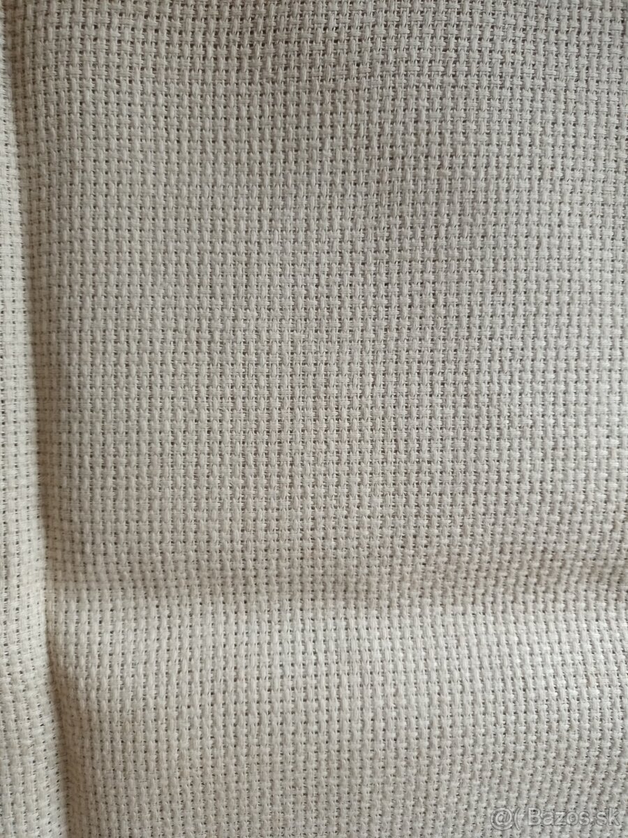 Plátno na vyšívanie