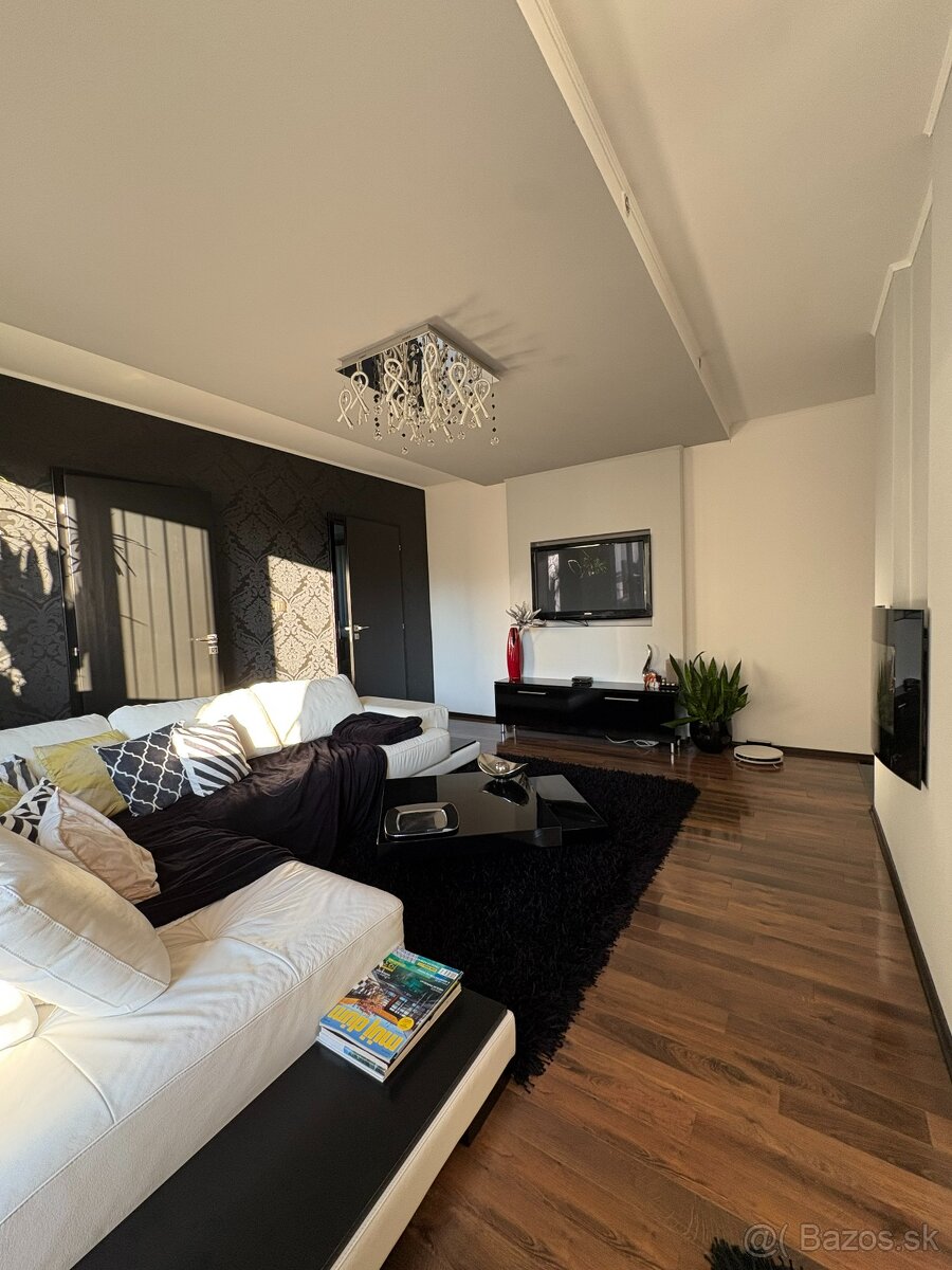 Nadštandardný 3 izbový byt