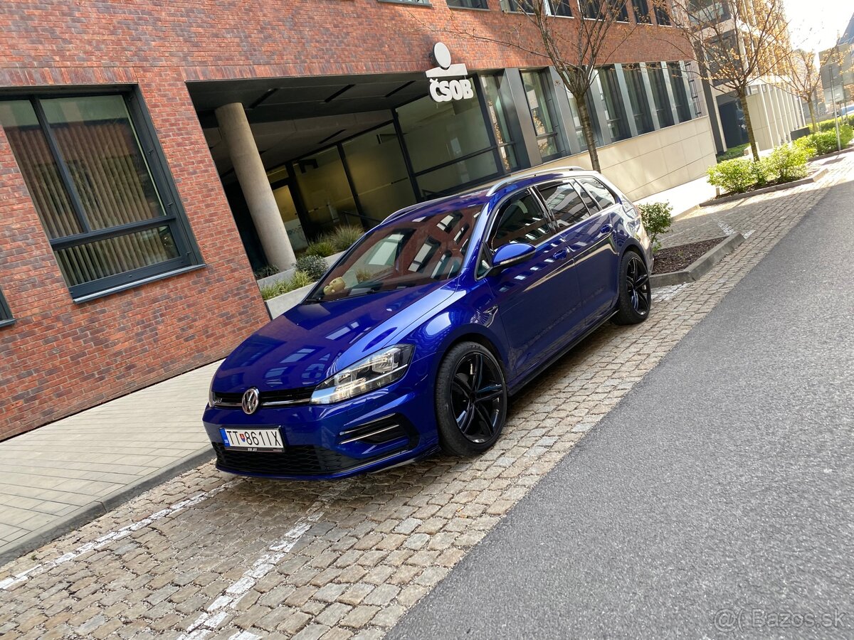 VW Golf 7 Variant R-Line packet - 110kw manuál