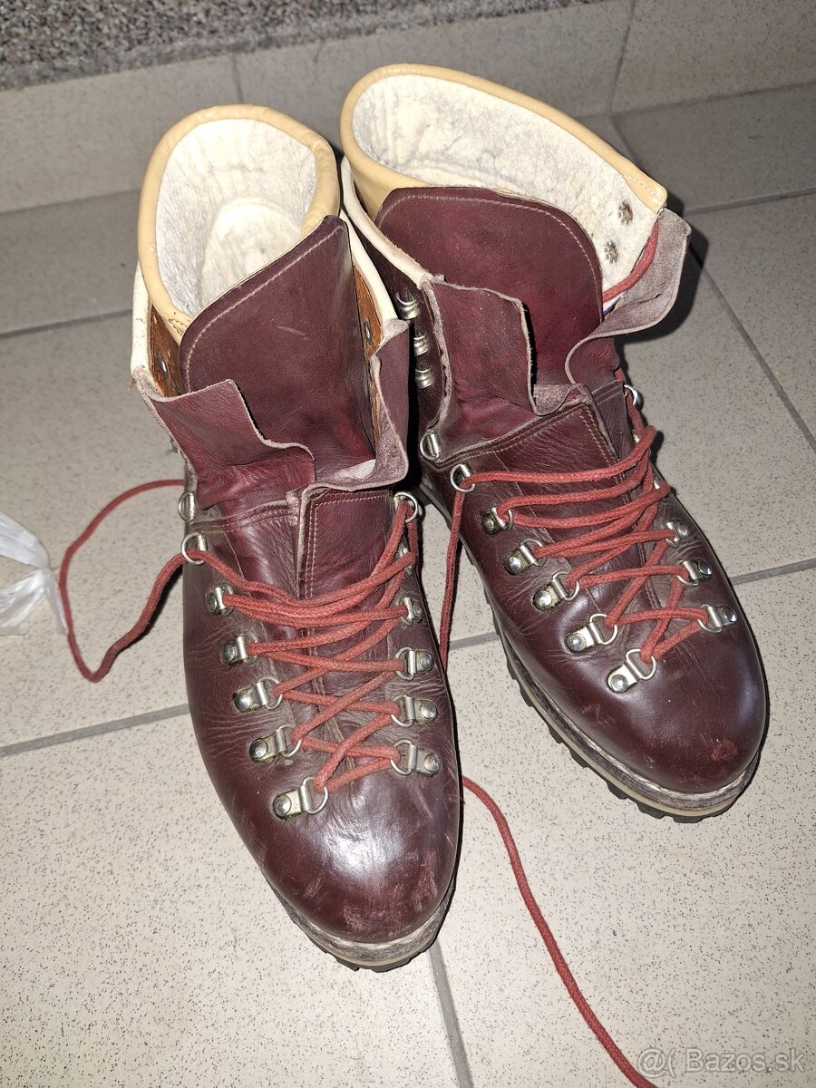 Predám topánky z pravej kože. Výrobca Podtatran. Č. 9