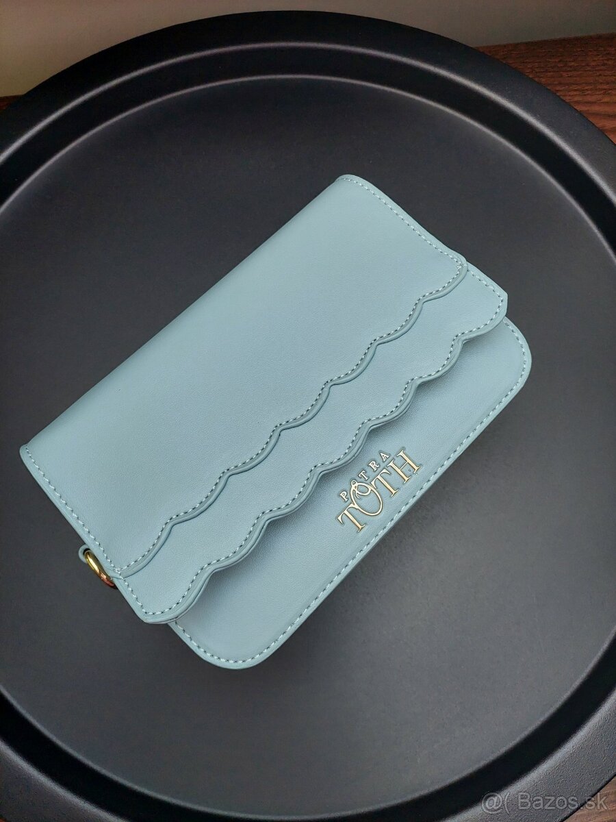Petra Toth kabelka