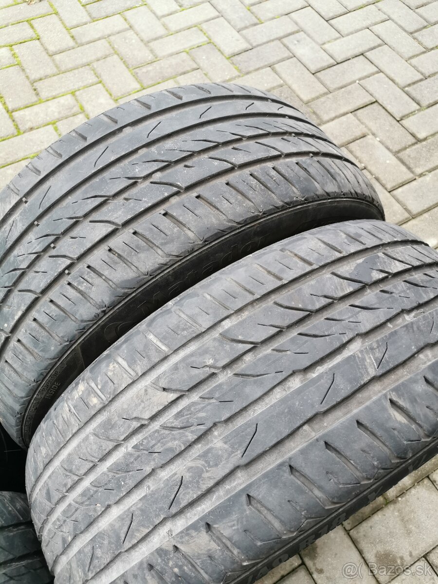 Letné pneu 225 40 r18