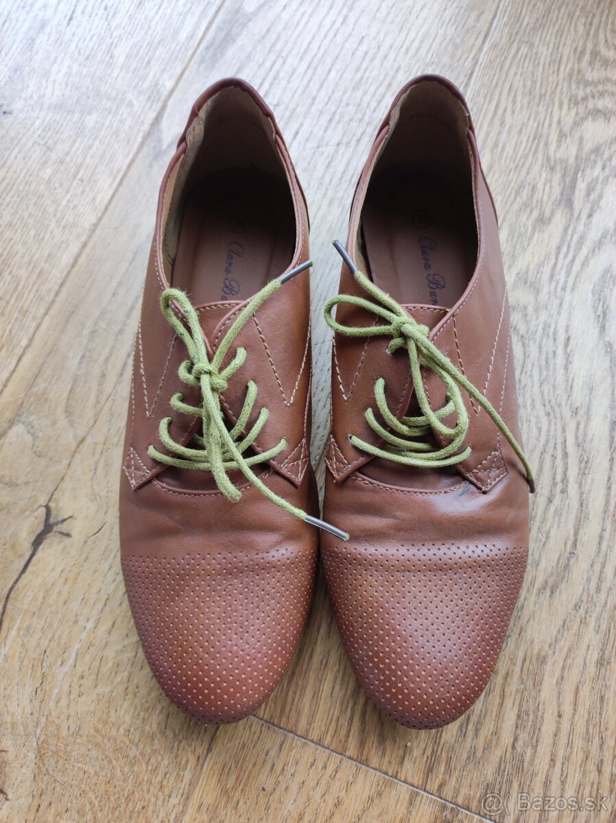 Hnedé topánky 39