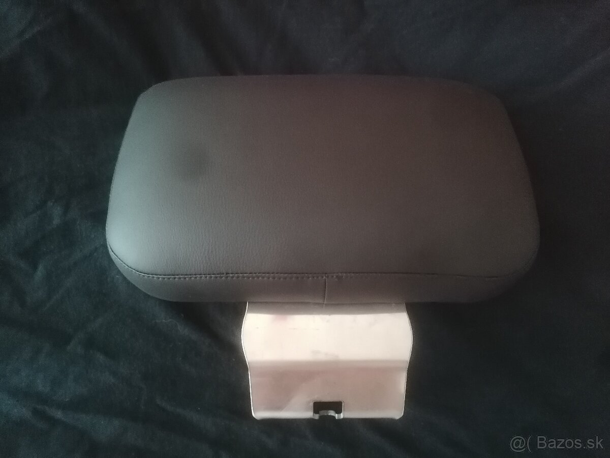 Opěrka řidiče Yamaha XVS 650, 1100