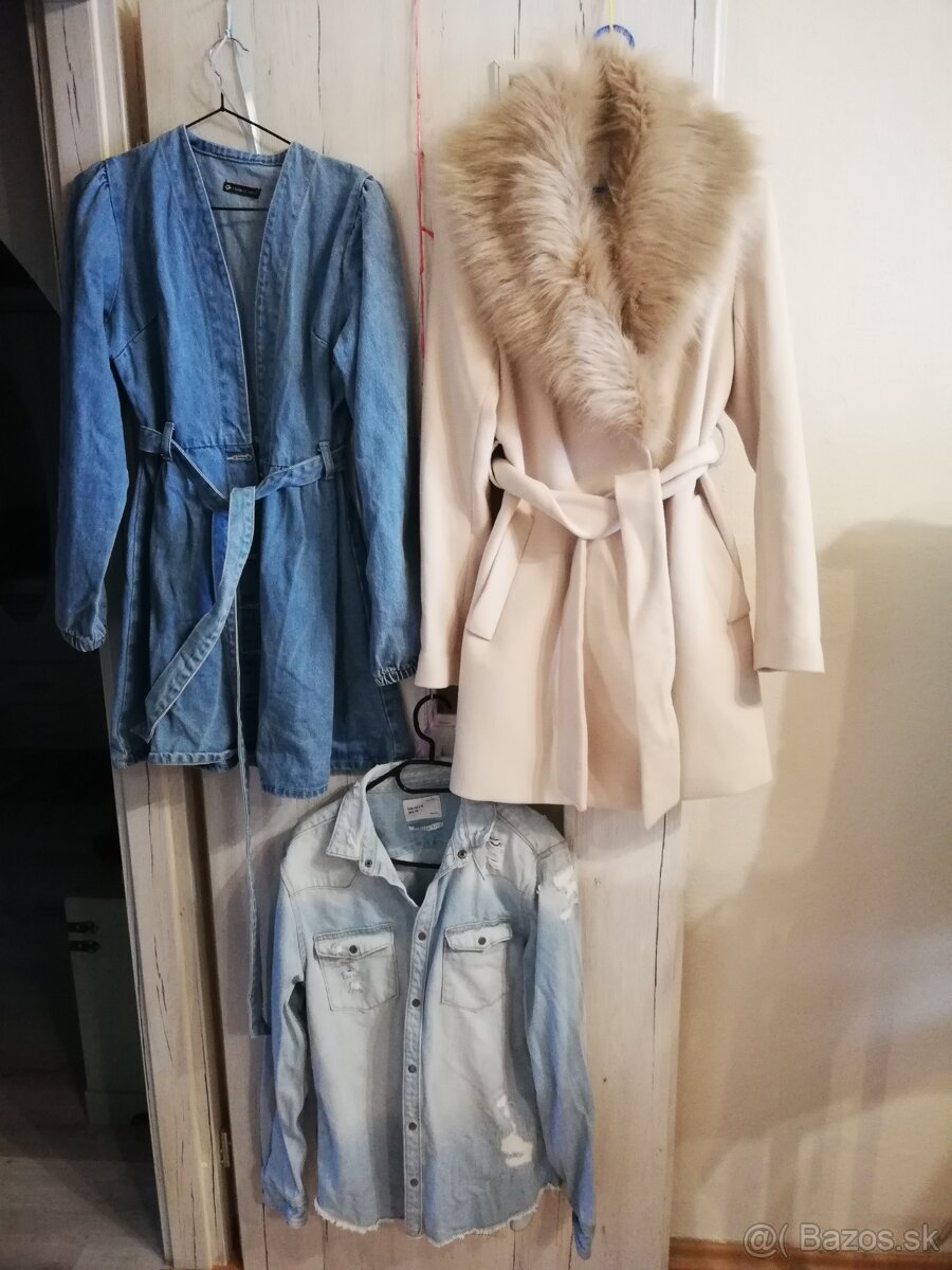 Kabát značky Zara