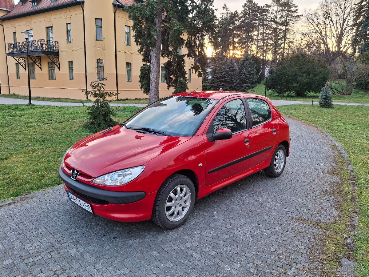 Peugeot 206 1.4i TOP STAV