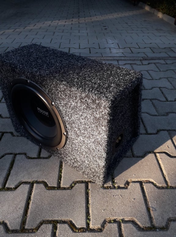 subwoofer maganat