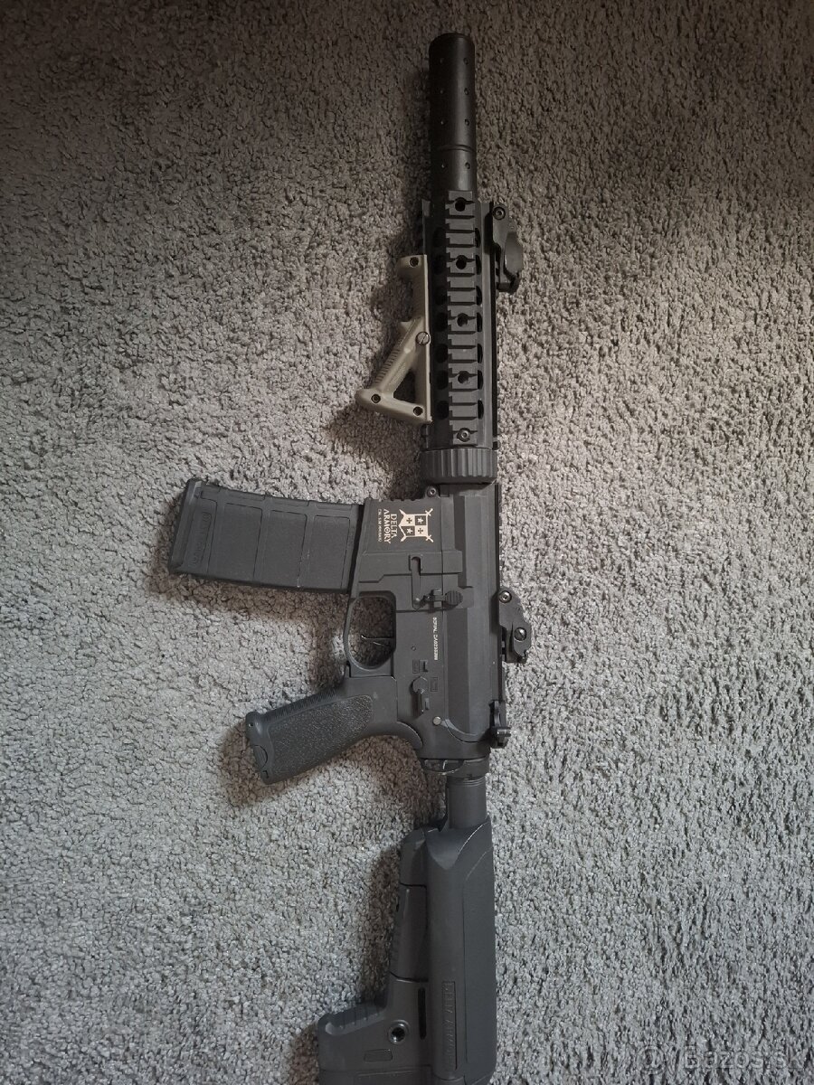 Airsoft zbran m4 ar15 silent ops 7