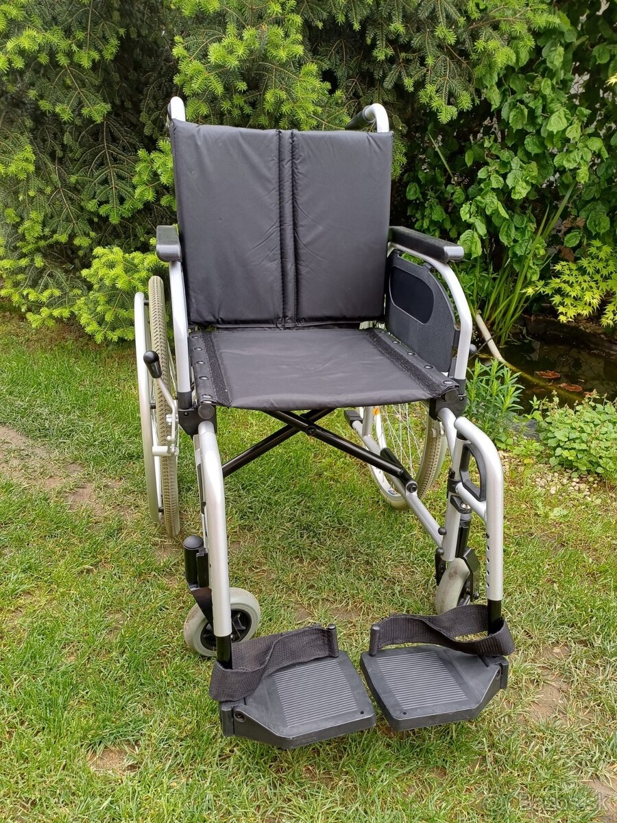 Invalidný vozík