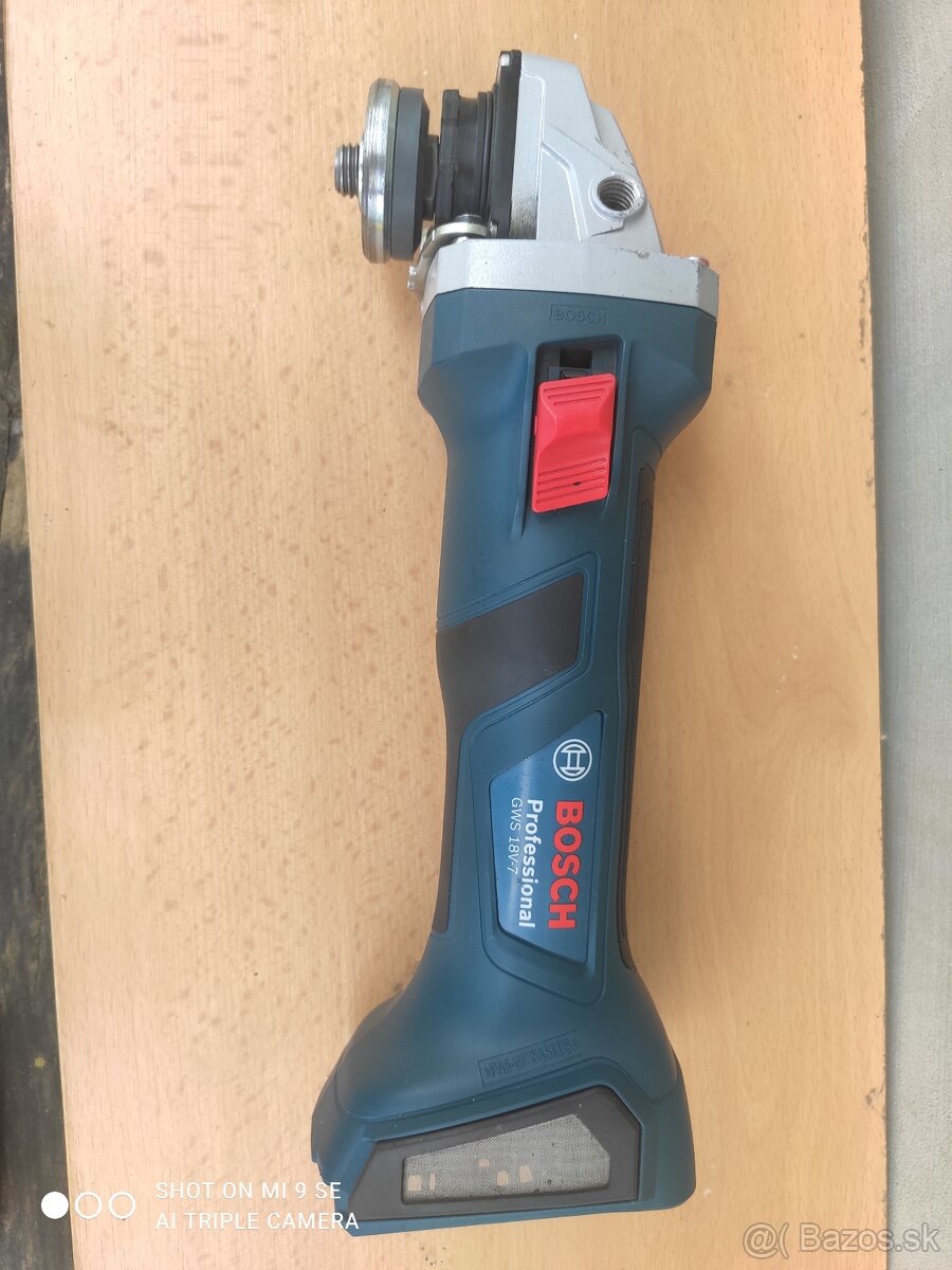 Bosch brúska 18V