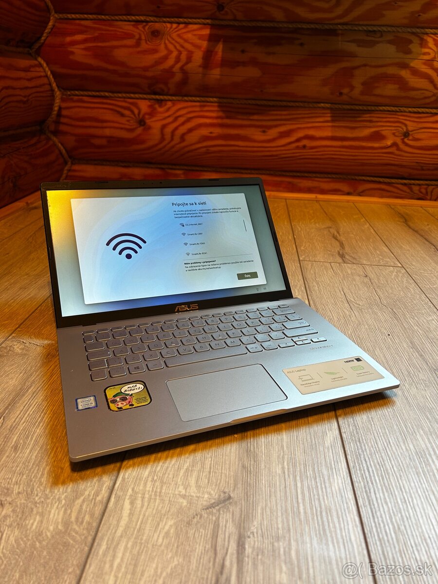 ASUS X409F – i5 9. gen, SSD 256 GB, 8 GB RAM, zachovalý stav