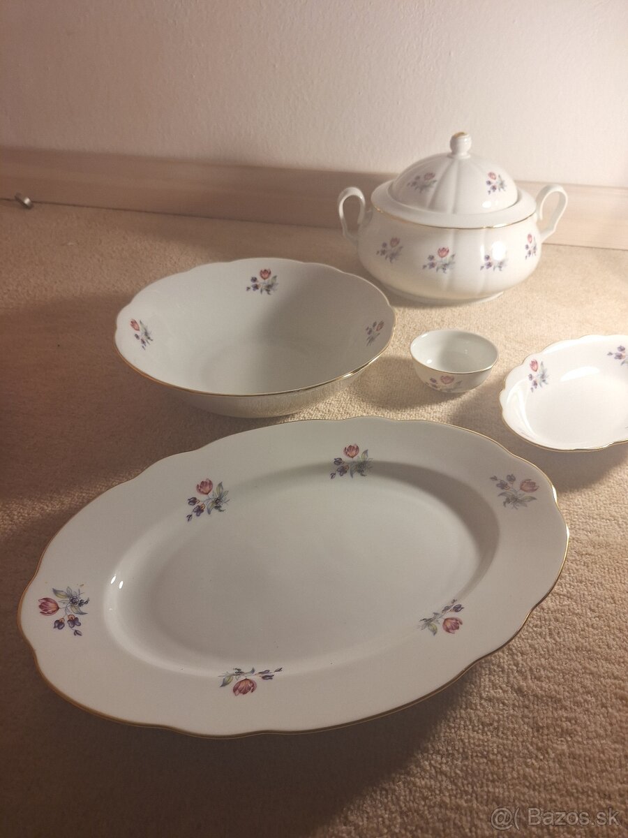 Kompletná porcelanova obedova suprava 24ks