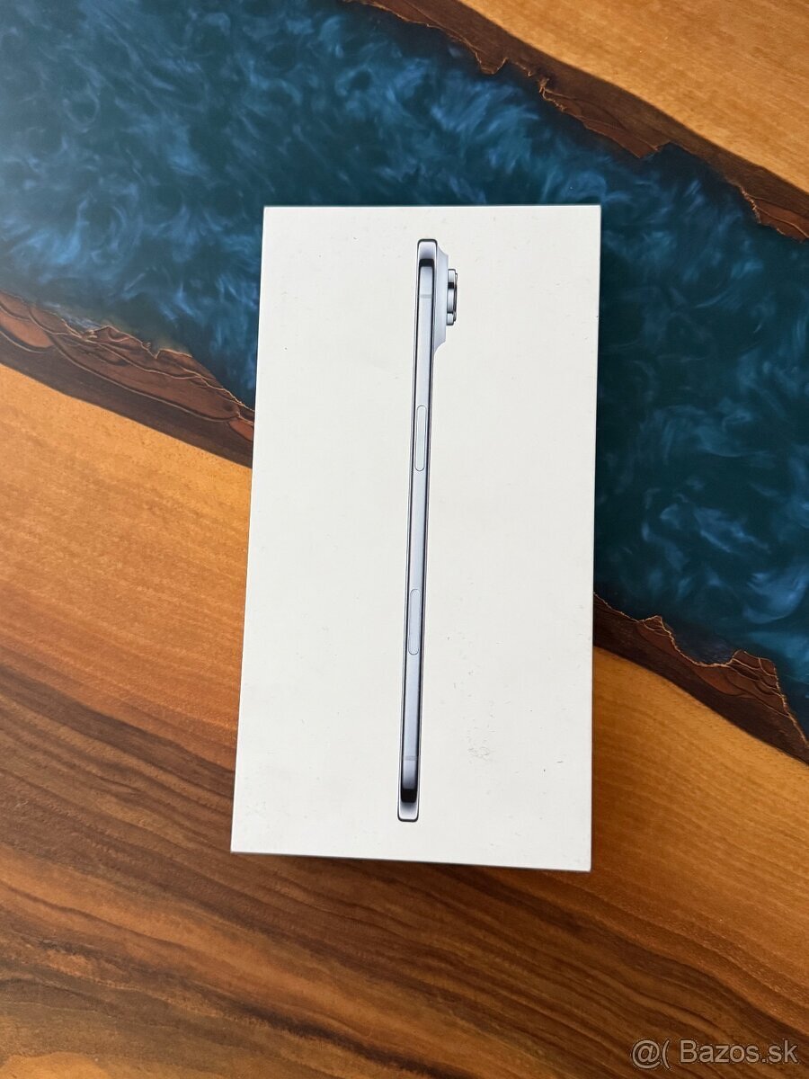 iPhone Air 256gb Blue zabalený