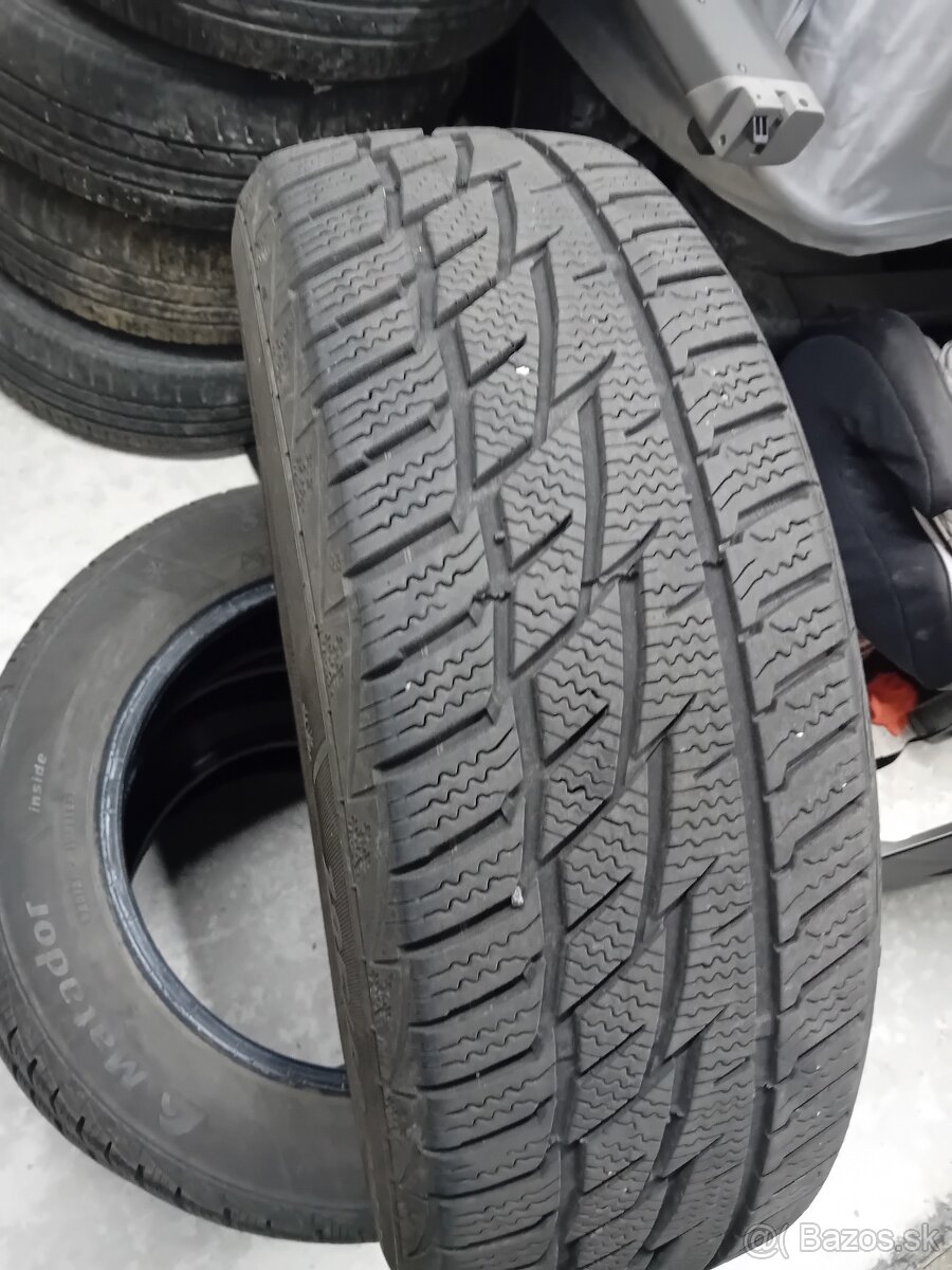185/60R15 T zimné pneu Matador