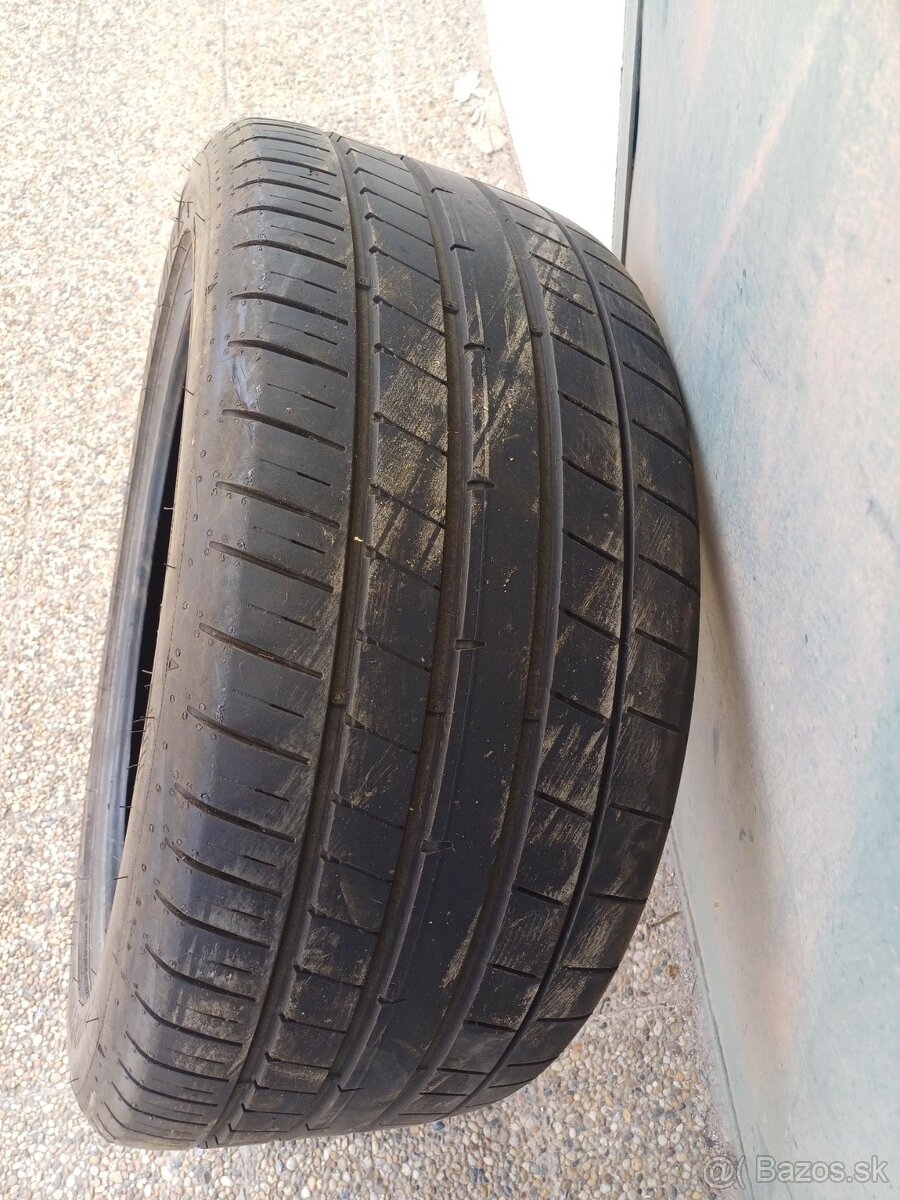 Dunlop sport maxx 285/40ZR20-Letná