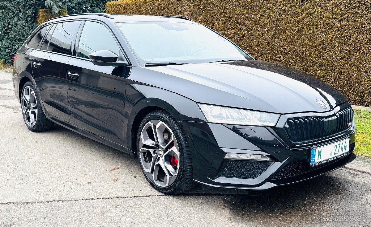 Škoda Octavia IV 2,0TDI RS 4x4 147 KW KOMBI 11/2023,LED,NAVI